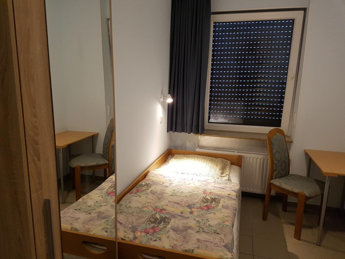 Hostel Gaestehaus Zum Padre Goch Zewnętrze zdjęcie